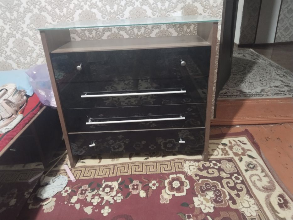 Продам шкаф и комод