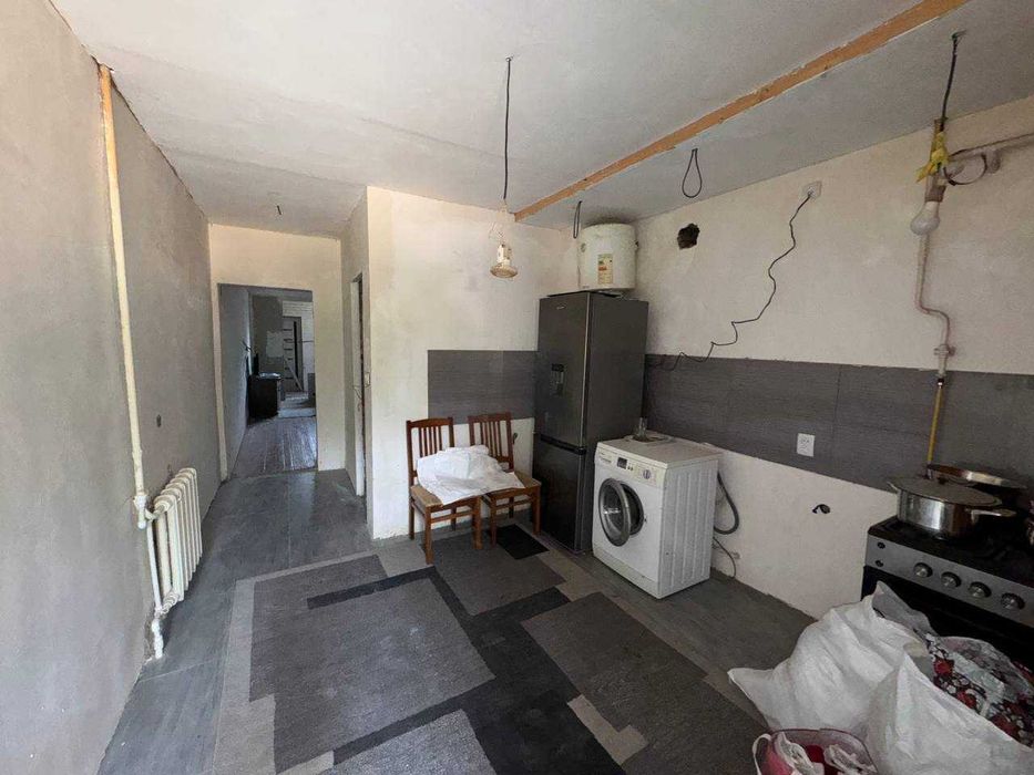 Однокомнатная (НЕ ОБЩАГА!)