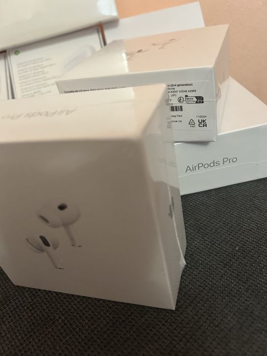 Airpods Pro 2 gen Apple Airpods pro Airpds pro 3 / Iphone