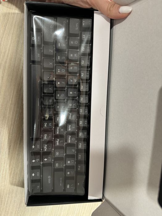 Mini tastatură mecanică pentru jocuri, DIERYA DK61SE, NOUA!!!