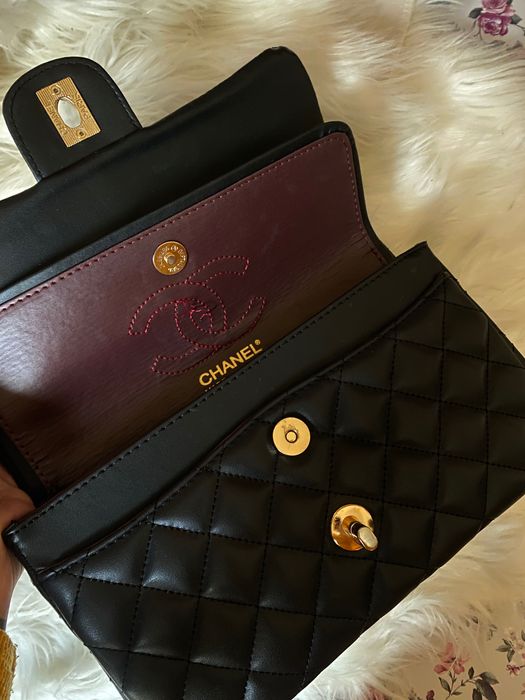 Geanta de umăr neagră