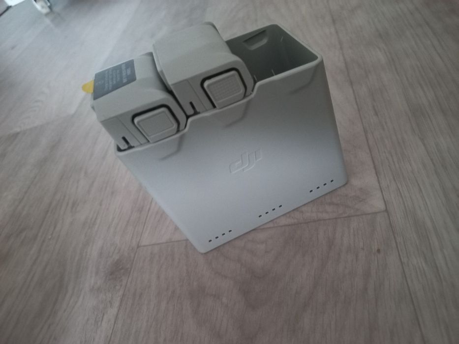 DJI MINI 4 PRO Fly More Combo