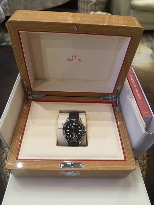 Omega Seamaster Diver 300m