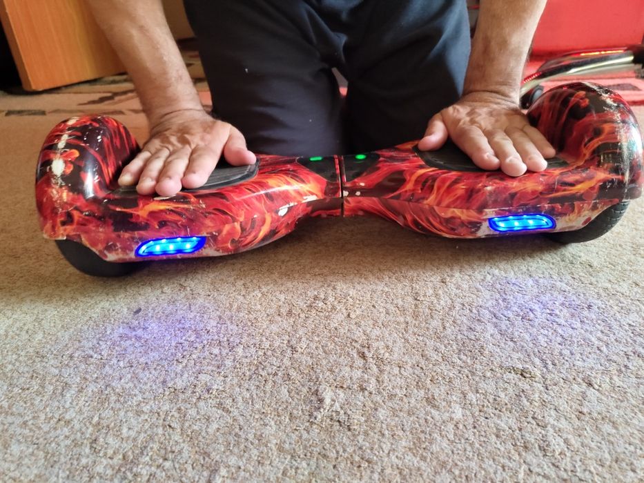Hoverboard, Se conectează la Bluetooth+Încărcător