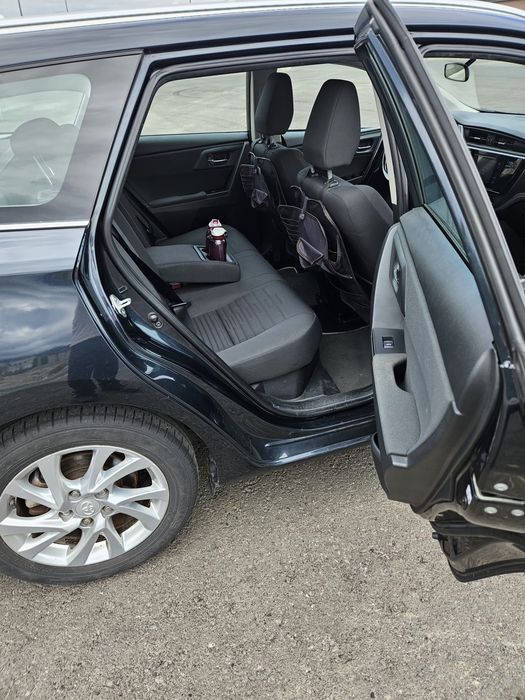 Toyota Auris Touring Sports 1.8 Hybrid Active