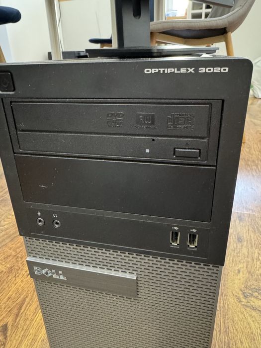 Компютърна конфигурация Dell