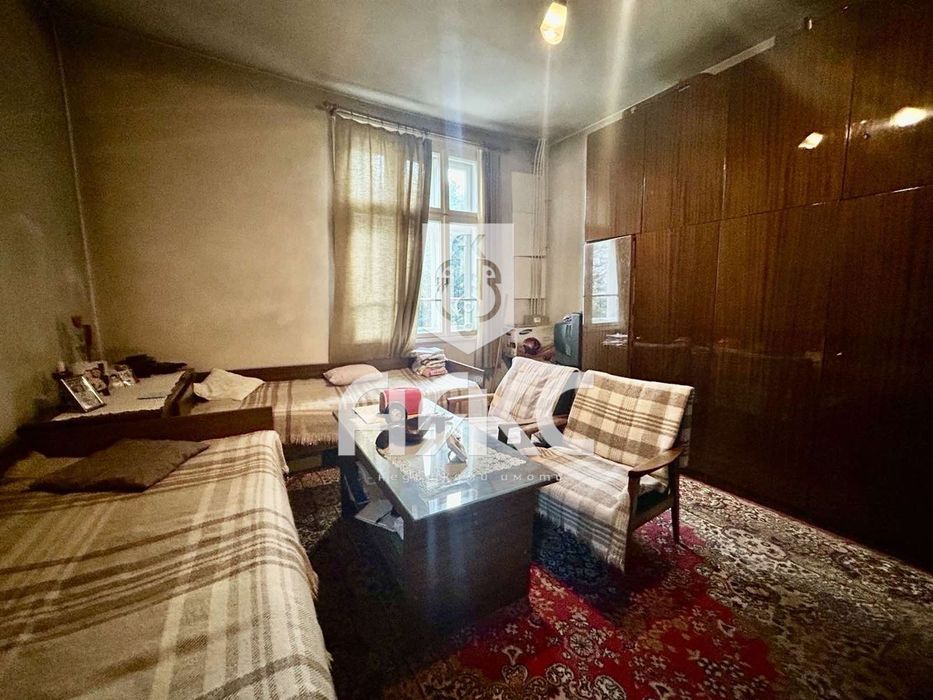 Продава се Тристаен апартамент в София, Изгрев - 70 кв.м за 4000 €/кв.м - Снимка #3