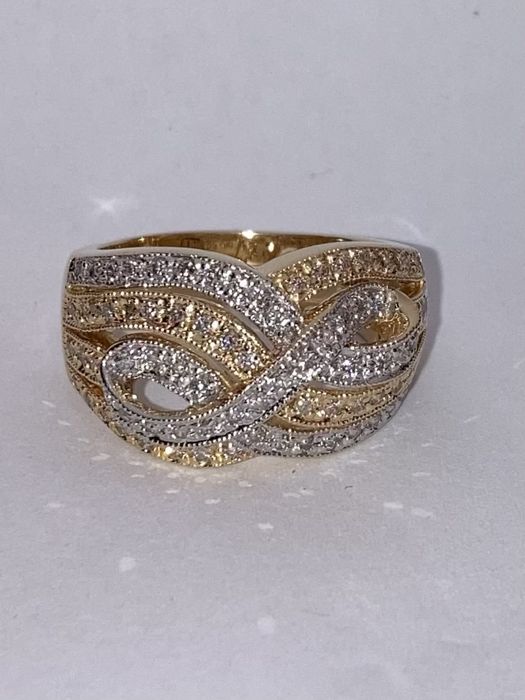 Inel designer aur cu diamante 0.80ct