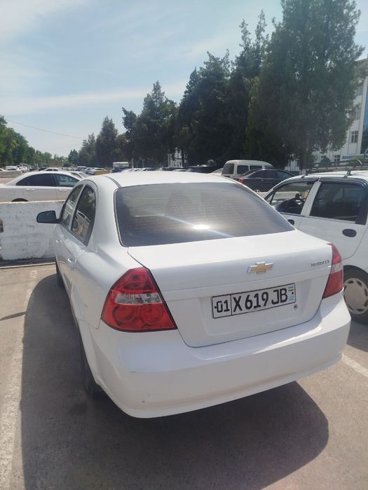 Nexia 3 srochna sotiladi