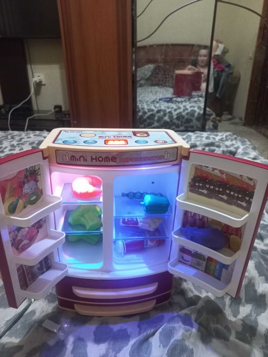 Холодильник игрушечный для девочек