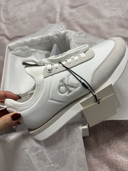 Чисто нови маратонки Calvin Klein