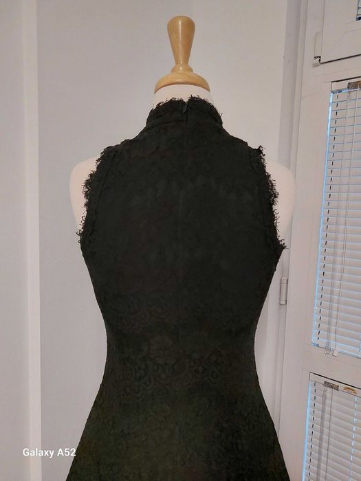 Дизайнерска вечерна рокля  на Модна къща Betsy Adams