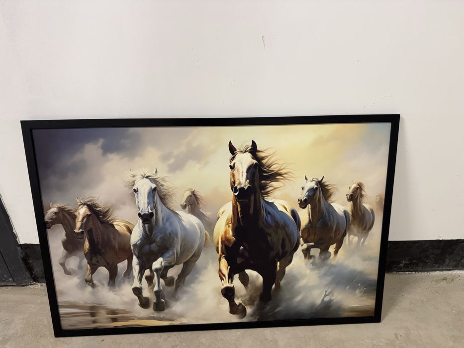 Продам картины на холсте лошади