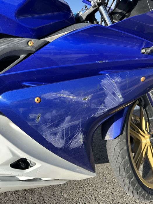 Yamaha YZF R125 2010