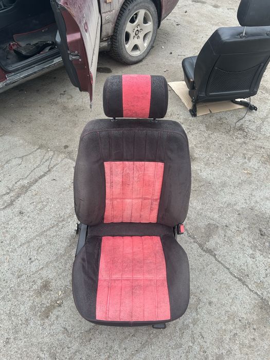 Переднее сиденье Audi C4