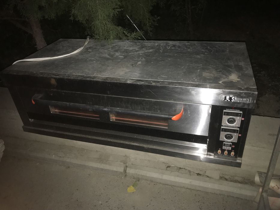 Продам духовку в отличном состаяние