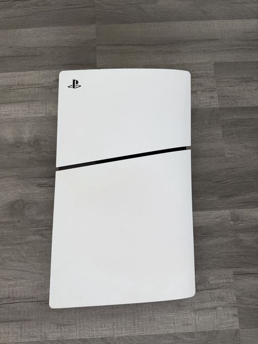 Vand PlayStation 5,nu trimit prin curier doar predare personala !