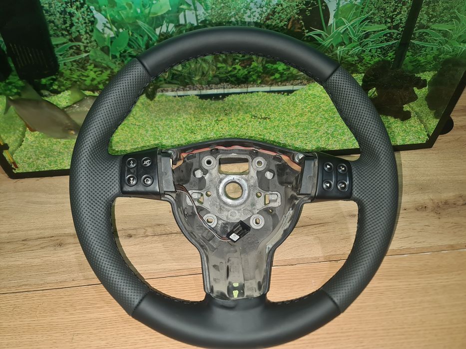 Volane îmbrăcate ,retapitate,reconditionate în piele