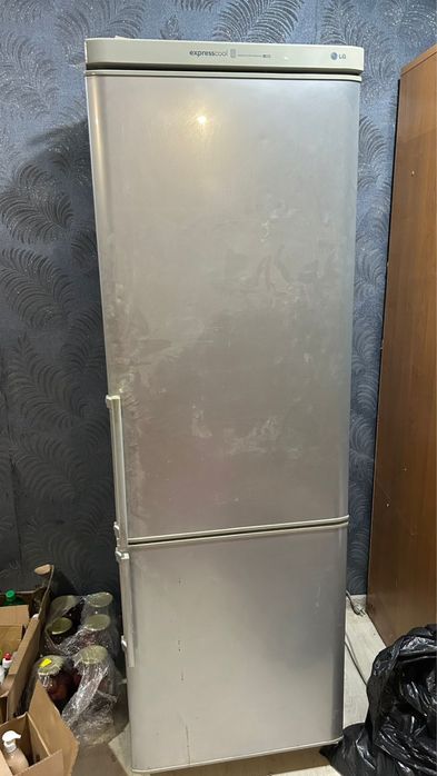 Холодильник мұздатқыш