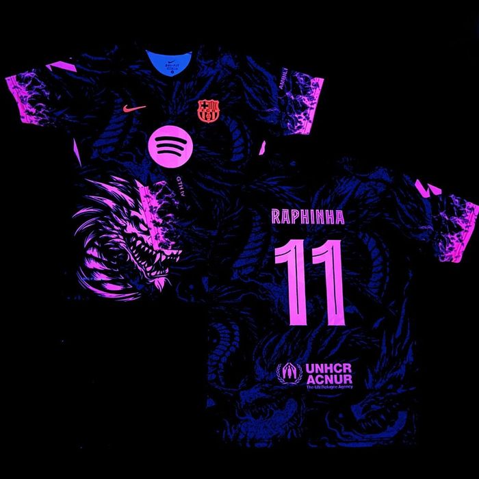 Флуоресцентна футболна фланелка на Барселона #Рафиня#11!