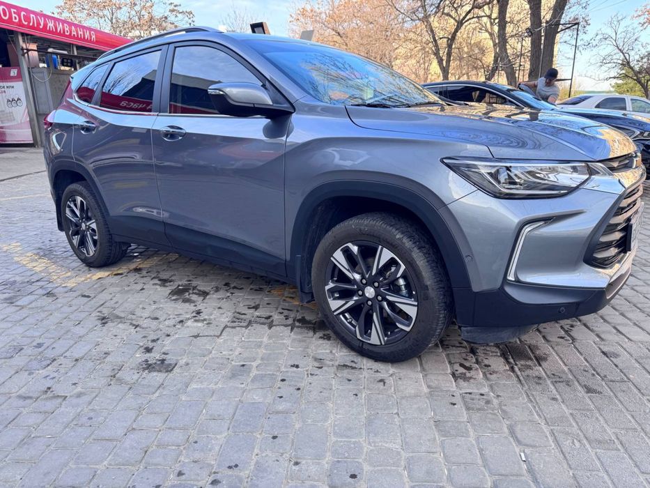 Tracker 2 premier 2023