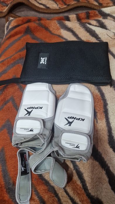 Продам носки электронные б/у размер 2