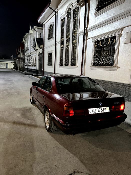 BMW e34 i520 продам срочна