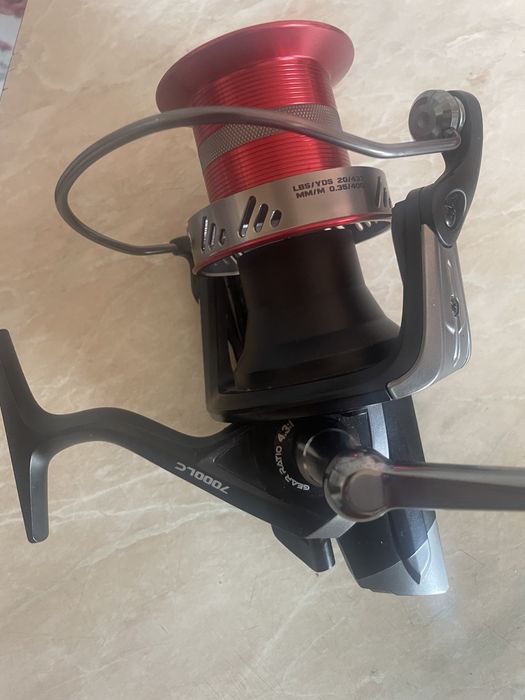 Vând mulinetă DAM 5 LC 7000