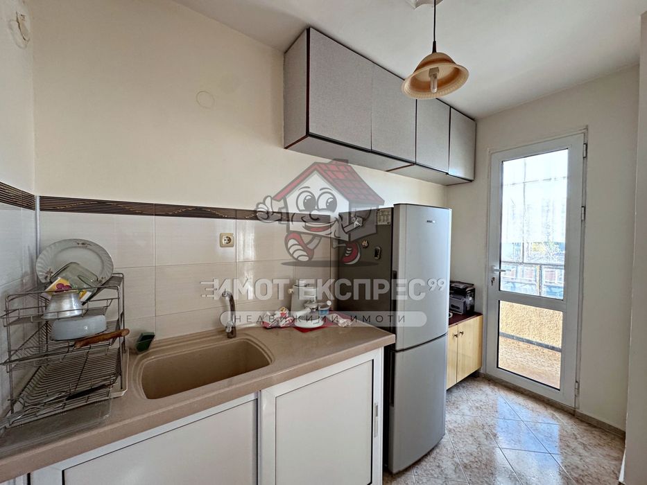 Продава се Двустаен апартамент в Асеновград - 52 кв.м за 1250 €/кв.м - Снимка #6