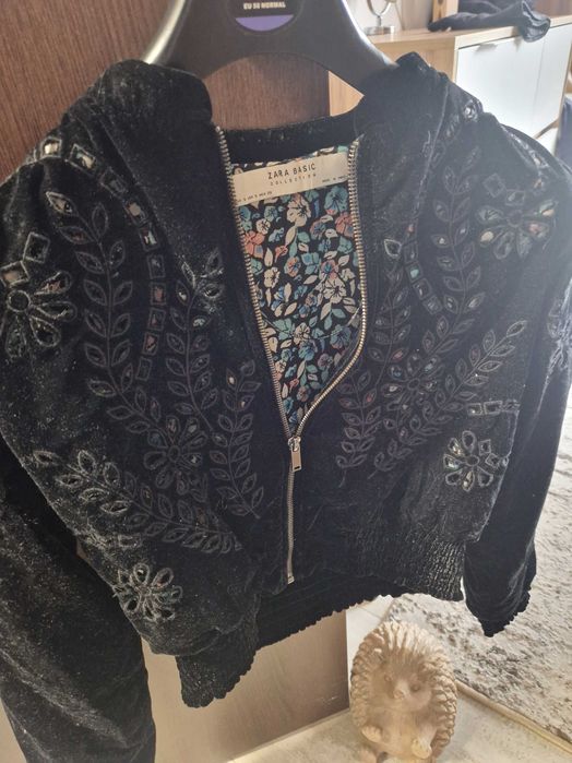 Плюшено яке на Zara