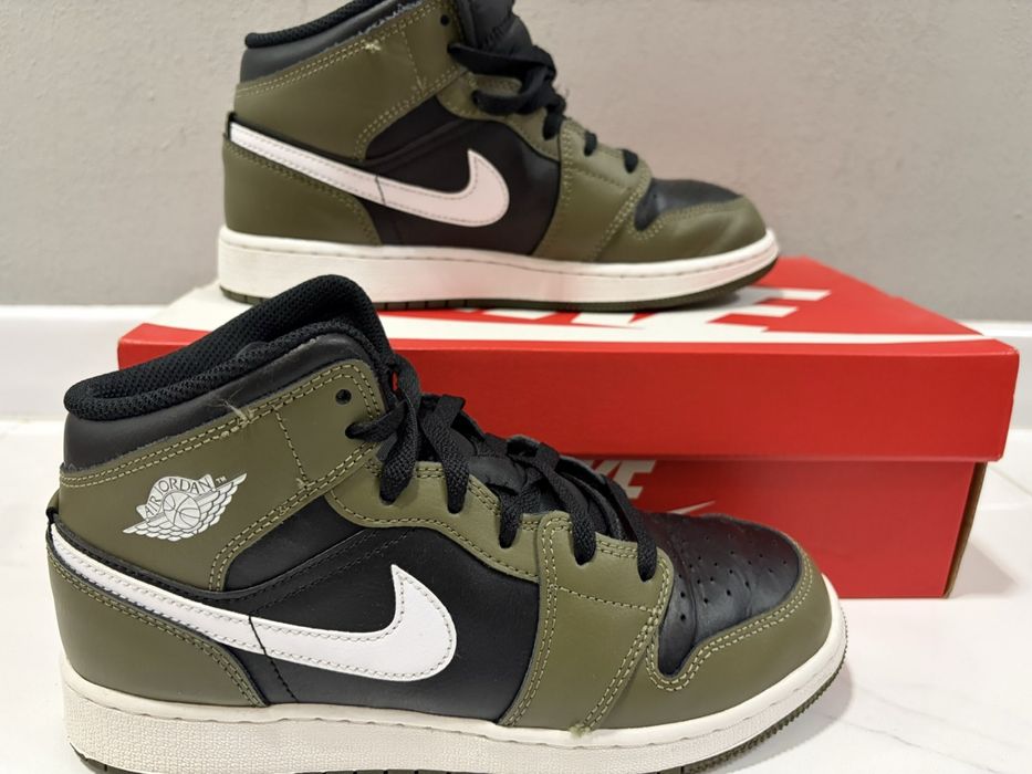Кожени маратонки Nike
