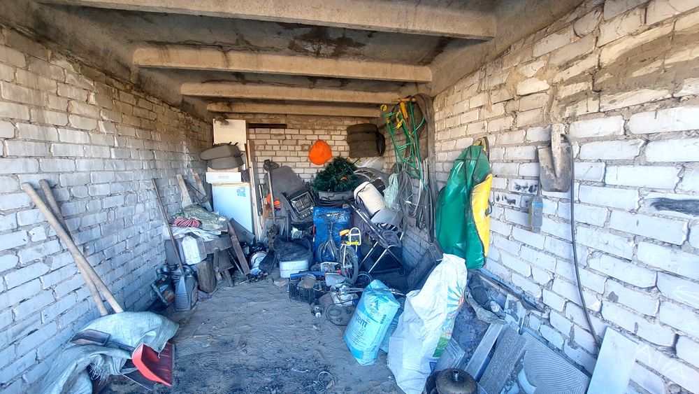 Гараж район 35-342-ост Шугаева