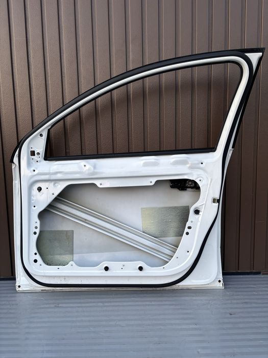 Usa dr fata vw Passat B7•cod de culoare. LB9A• 2011-2015•