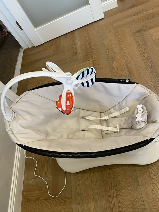 Продам Электрокачелю 4 moms