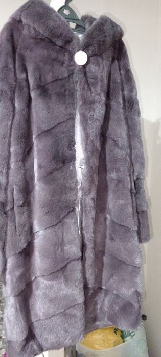 Продам норковую шубу