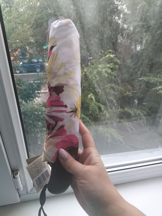 Продам зонт женский новый