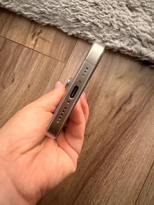 Iphone 15 pro 128 gb