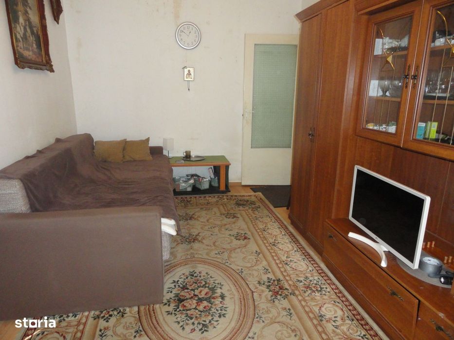 Apartament 3 camere etaj 2 Vlaicu, 63 mp, aproape de statia de tramvai — fotografia 3