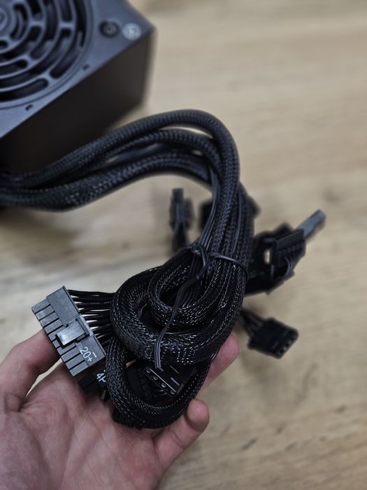 Блок питания 600w 80 plus bronza