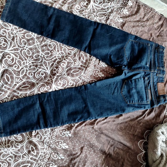 Джинсы в отличном состоянии