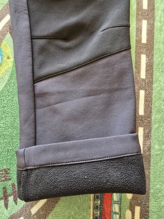 Pantaloni tehnici,drumeție vatuiti/captusiti cu reflectorizant 134/140