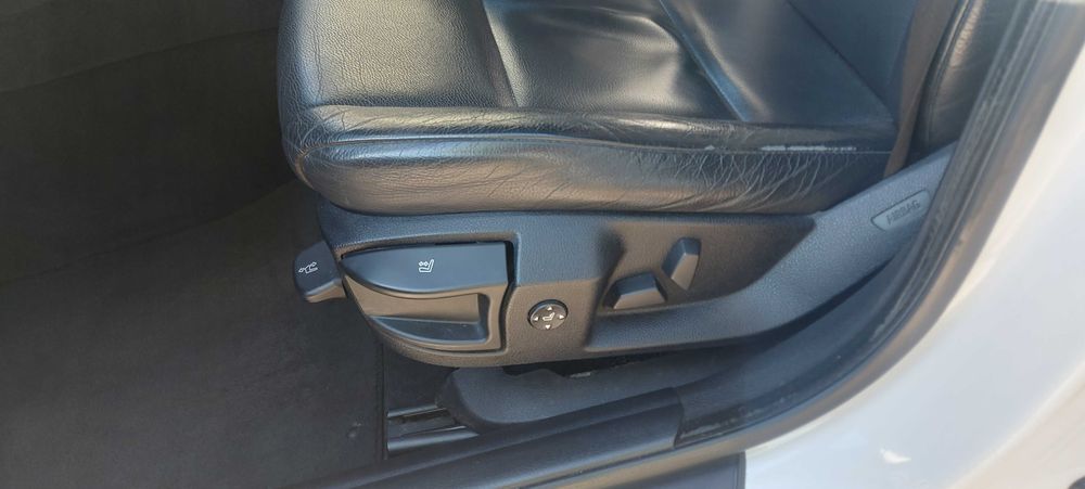 BMW 5 Series 2010 — imagine 5