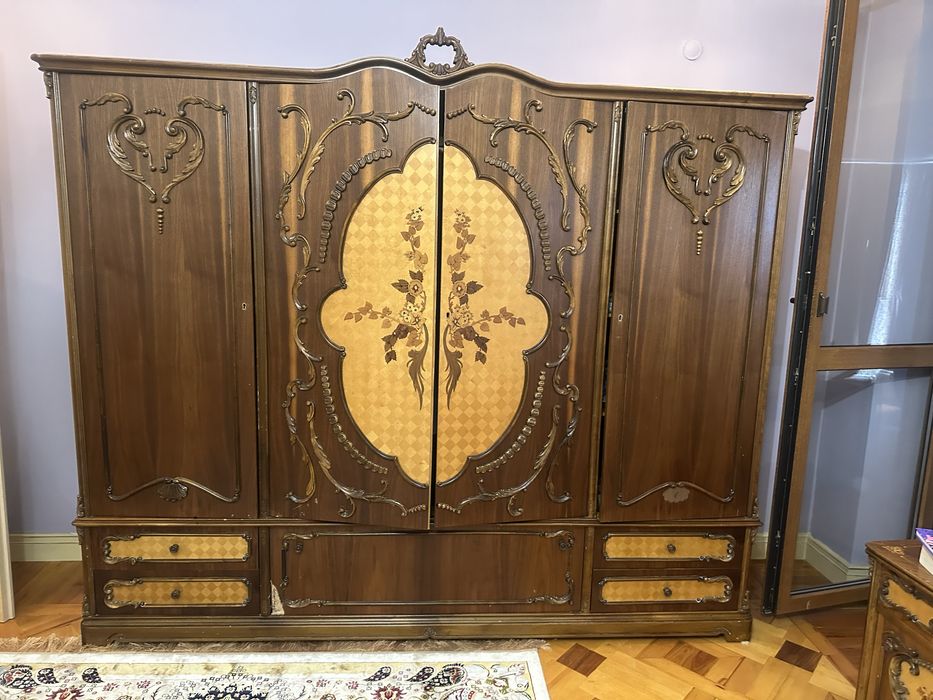 Шкаф,комод из дерева, 2 тумбы