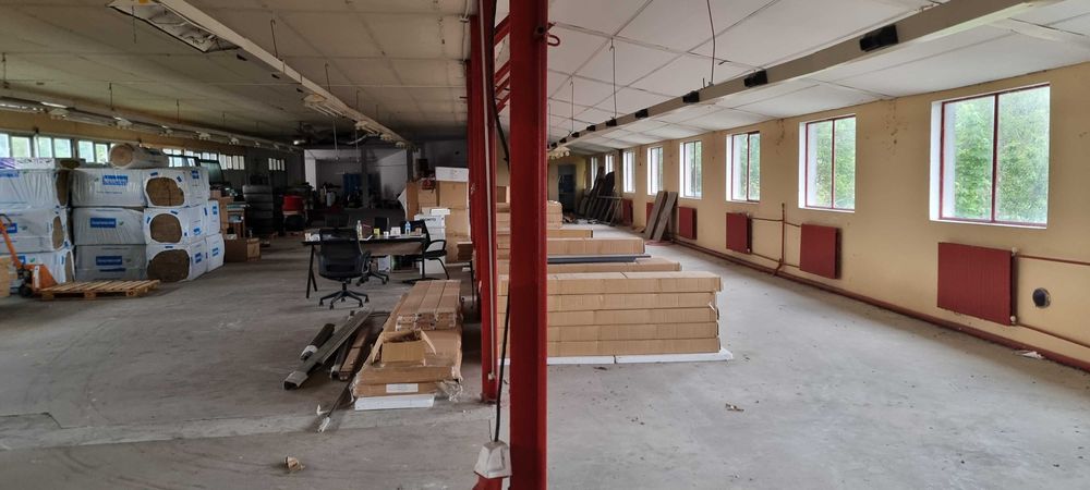 Продава се Промишлена сграда в с. Равно, Област Разград - 1640 кв.м за 183 €/кв.м - Снимка #1