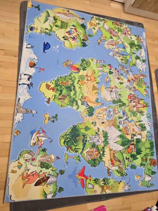 Детски килим 160/120