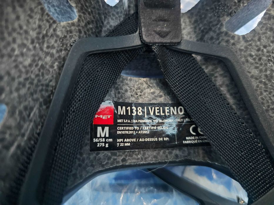 Casca ciclism Met Veleno ca noua marime M 56/58 si Pantofi ciclism Sidi trace 2 MTB spd ca noi marime 36