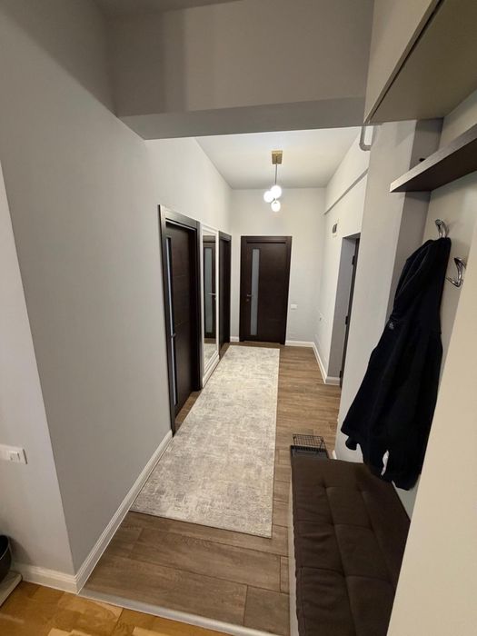 Vand apartament 2 camere