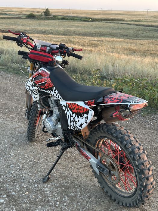 Мотоцикл (эндуро) SYCMCC 250cc