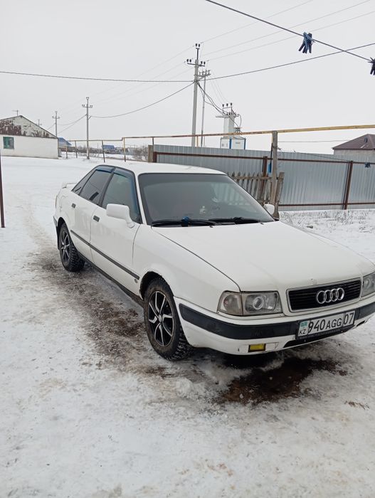 Ауди  б4, об 2,газ бен,