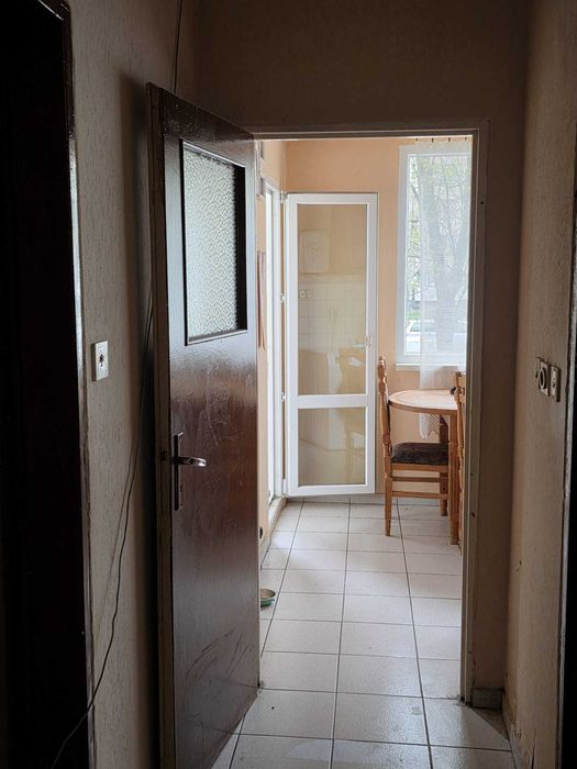 Продавам 3-стаен апартамент в Св. троица